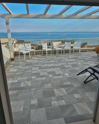 Mansarda vicino alla spiaggia - Kaukana/C