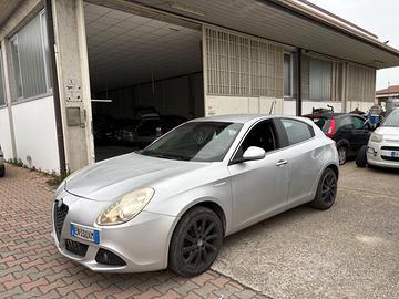 Alfa Romeo Giulietta 2.0 140cv anche neo patentati