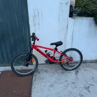 B-Twin Racing Boy 320