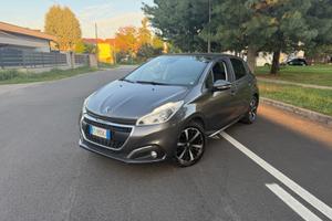 Peugeot 208 PureTech 82 Stop&Start 5 porte Signatu