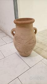 anfora in terracotta con manici laterali 