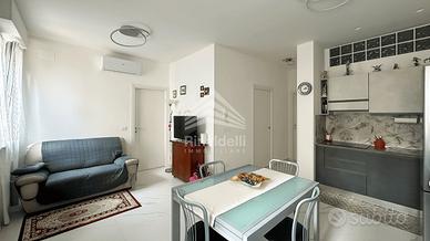 Tri locale con garage pari al nuovo