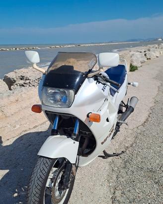 Honda VFR 750 iscritta FMI