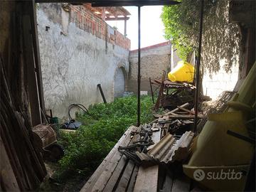 Monserrato, via Giulio Cesare zona, terreno