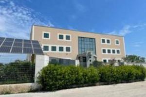 Immobile in asta di 18277 m² con più di 5 locali a