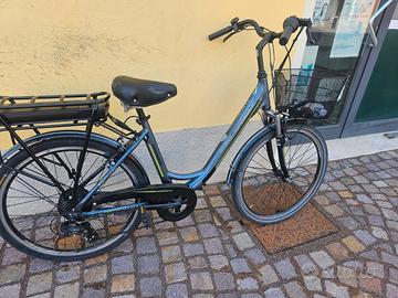 Bicicletta Elettrica Harmony Firenze Advance