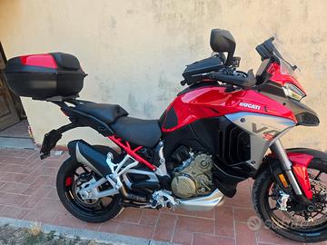 multistrada V4S travel  2021 finanziabile 