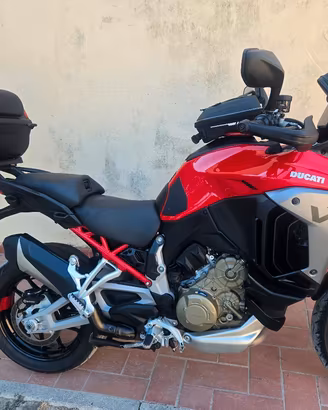multistrada V4S travel  2021 finanziabile 