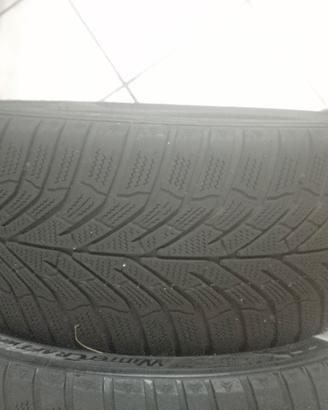 Gomme antineve 215-40-R18