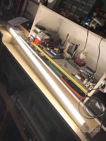 2 PLAFONIERE TUBO LED DA 500 mm