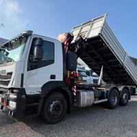 Iveco Stralis 260SY46 ribaltabile con gru FASSI F1