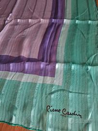 Foulard vintage Pierre Cardin Paris
