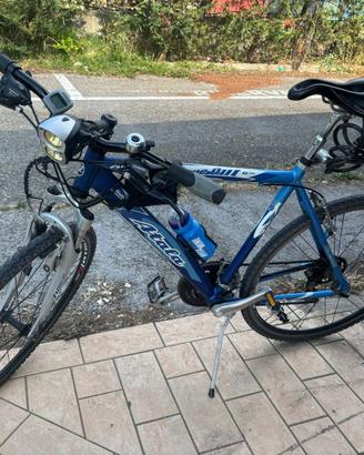 Bicicletta da corsa ibrida non elettrica