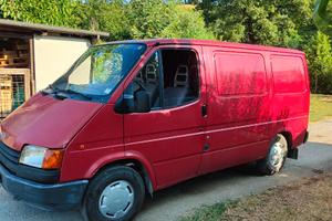 Ford Transit 100, 2000cc del 1990 (MK3), benzina.