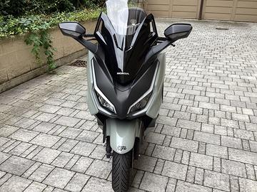 Honda Forza 350 - 2023