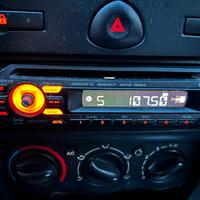 Autoradio Sony con attacco AUX , lettore CD e MP3