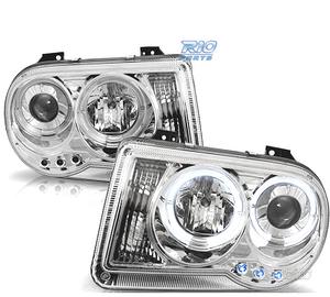 FARI PER CHRYSLER 300C 05-10 ANGEL EYES LED CROMAT