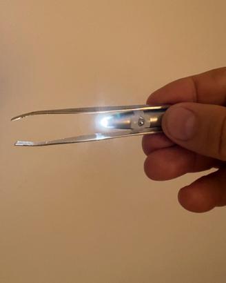 Pinzette sopracciglia con luce led