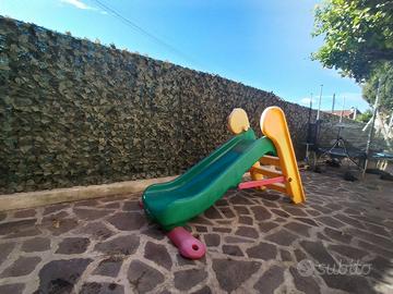 Scivolo Chicco per giardino