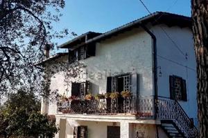 Ardea trilocale condominio incluso
