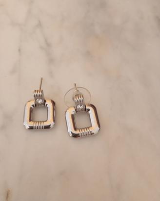 orecchini in argento con diamantino 