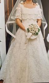 Abito da sposa in pizzo sangallo