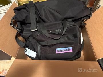 Borsa laterare moto Rhinowolk con agganci a telai