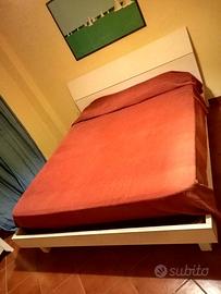 Letto matrimoniale e materasso
