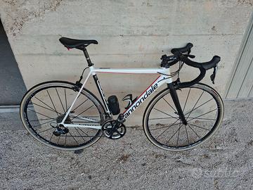 Bici da corsa Cannondale CAAD 12
