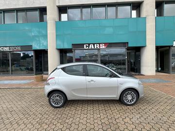 Lancia Ypsilon 0.9 TwinAir 85 CV 5 porte S&S Gold