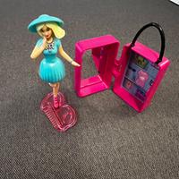 Barbie con trolley Kinder Gran Sorpresa 