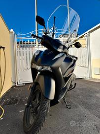 Sh 125 nero sport 2025