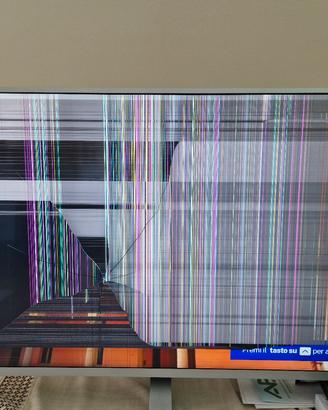 tv Philips con schermo rotto