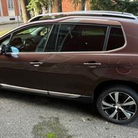 Peugeot 2008 1.6 e-HDi 115 CV Stop&Start Allure