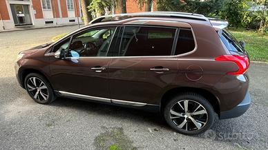 Peugeot 2008 1.6 e-HDi 115 CV Stop&Start Allure