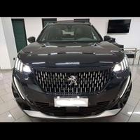 Peugeot 2008 versione GT LINE