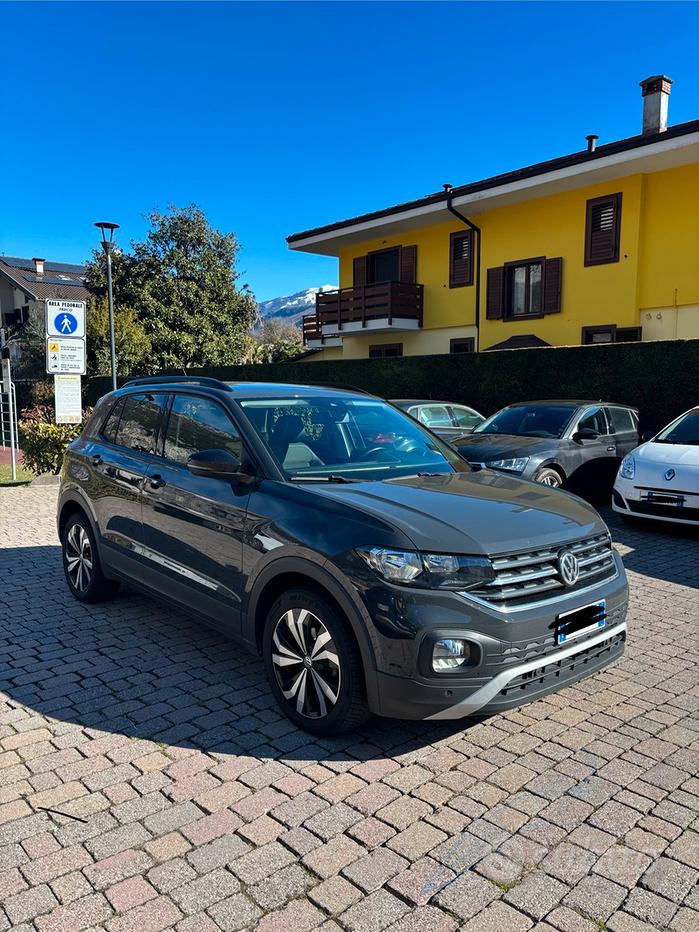 VOLKSWAGEN T-Cross