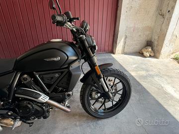 Ducati Scrambler Icon Dark 2025