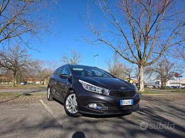 Kia Ceed SW 1.6 CRDi Cool - Tagliando eseguito