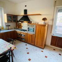 4 LOCALI A SESTRI LEVANTE