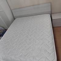 Letto matrimoniale contenitore  con materasso