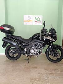 Suzuki V Strom DL 650 TURING