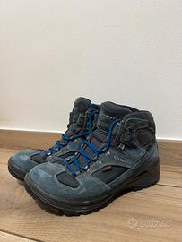 Scarponi AKU montagna trekking