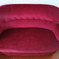 divano danese rosso