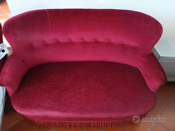divano danese rosso