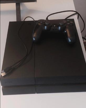playstation 4 Pulita con controller