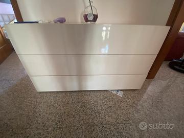 Cassettiera nuova