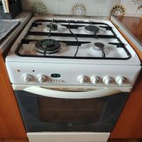 cucina a gas con forno ventilato indesit 