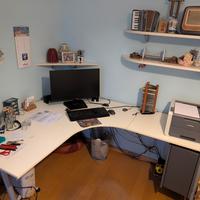 scrivania banco Ikea porta PC  porta cavi 