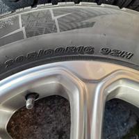 gomme più cerchi in lega Ford 205/60 R16